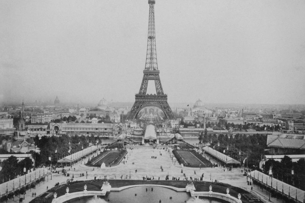 blivale_expo_1889_parigi_tour_eiffel Discover the world showcase of EXPO 2020 in Dubai (UAE)