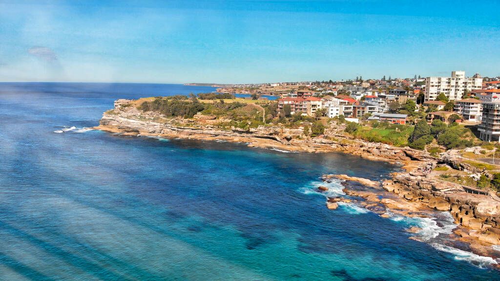 blivale_image_blog_australia_amazing_aerial_view_of_bondi image blivale_image_blog_australia_amazing_aerial_view_of_bondi Travel to Australia: Discover the land of contrasts between city and nature