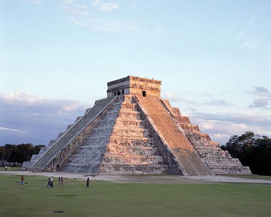 blivale_mexico_el_castillo_pyramid_kukulkan_541x360 image blivale_mexico_el_castillo_pyramid_kukulkan_541x360 Are you planning your trip to Mexico? Suggestions of what to see